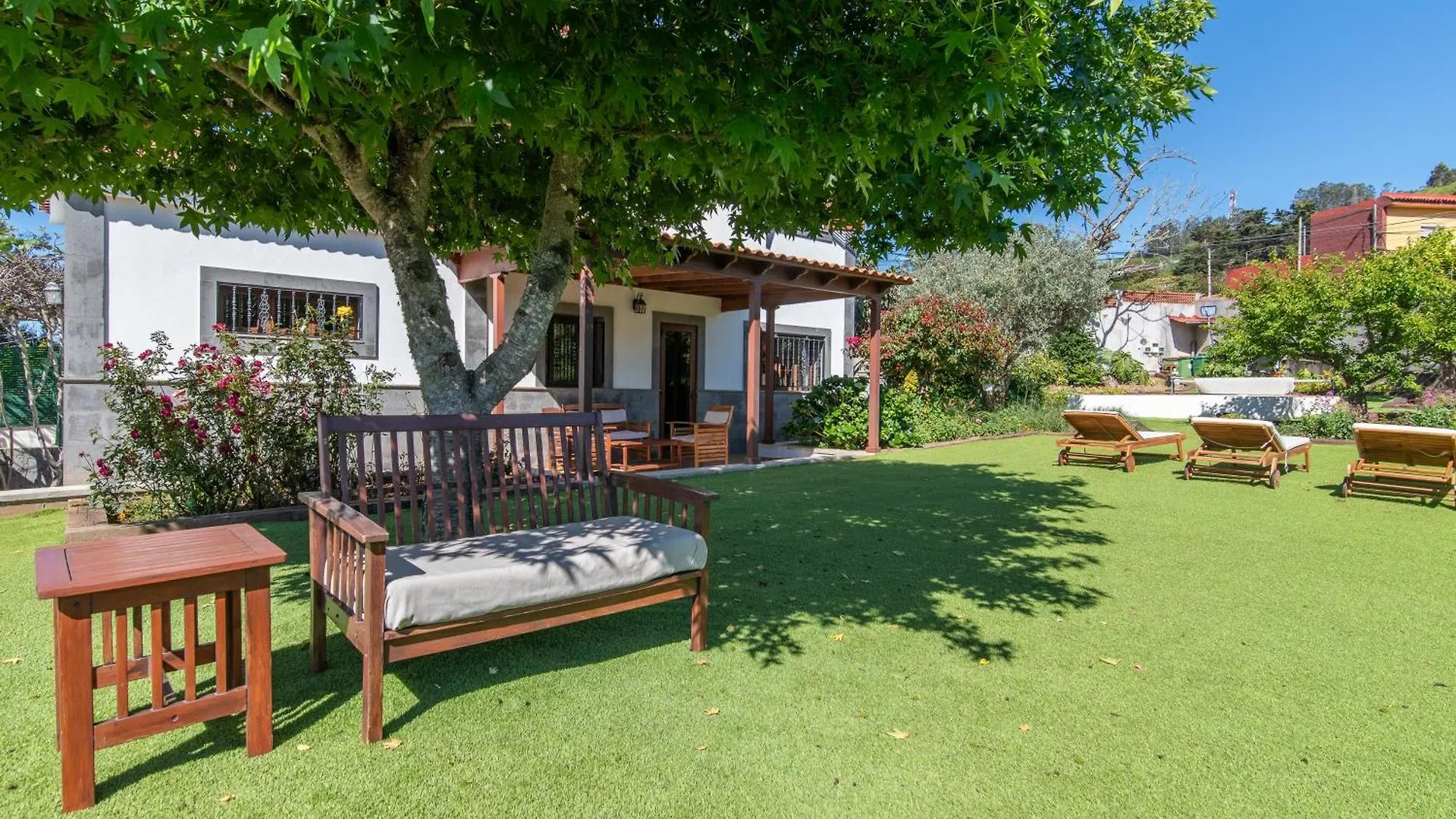 Villa Arrebol Azul Valleseco
